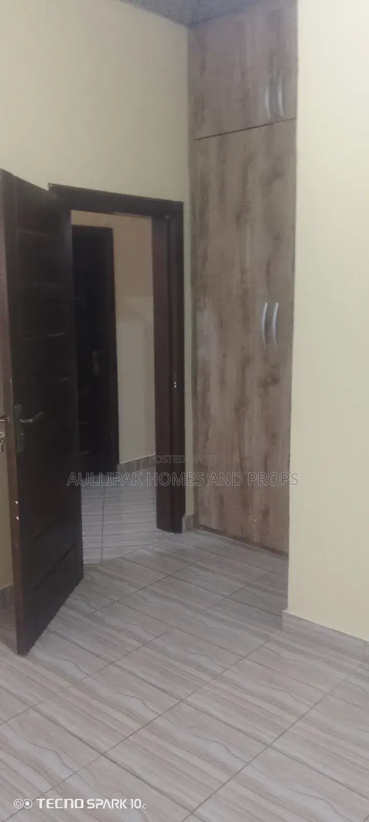 2bdrm Apartment in Lakeside  Comm. 6 for rent