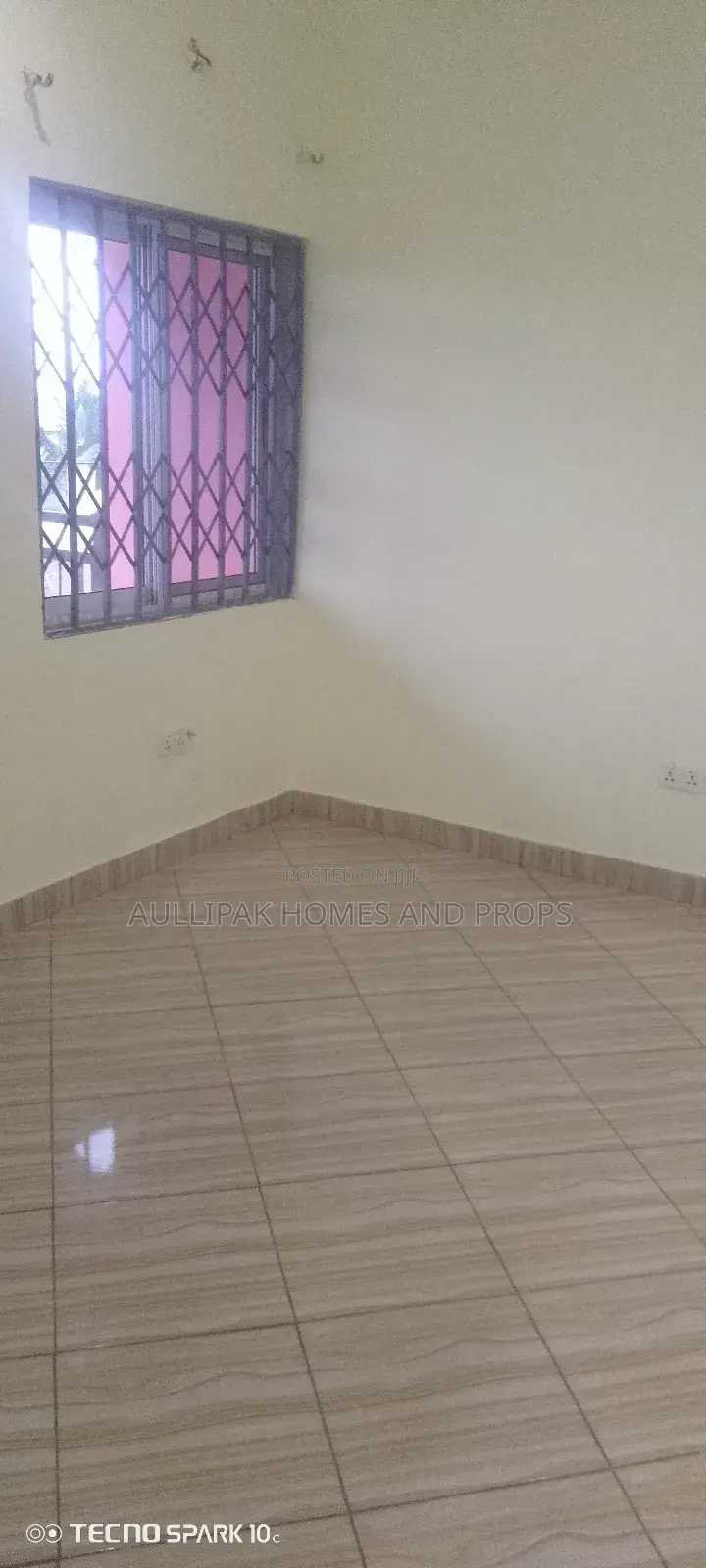 2bdrm Apartment in Lakeside  Comm. 6 for rent