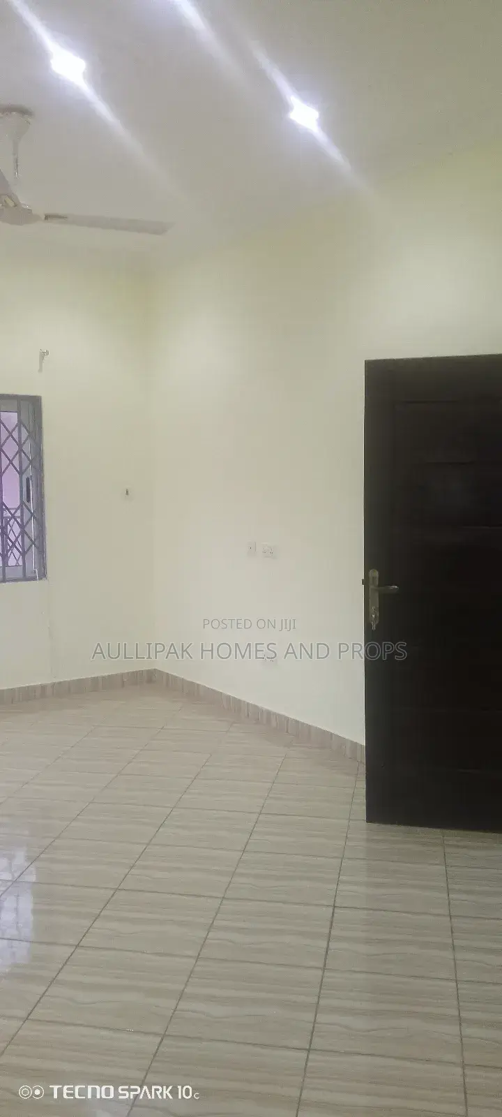 2bdrm Apartment in Lakeside  Comm. 6 for rent