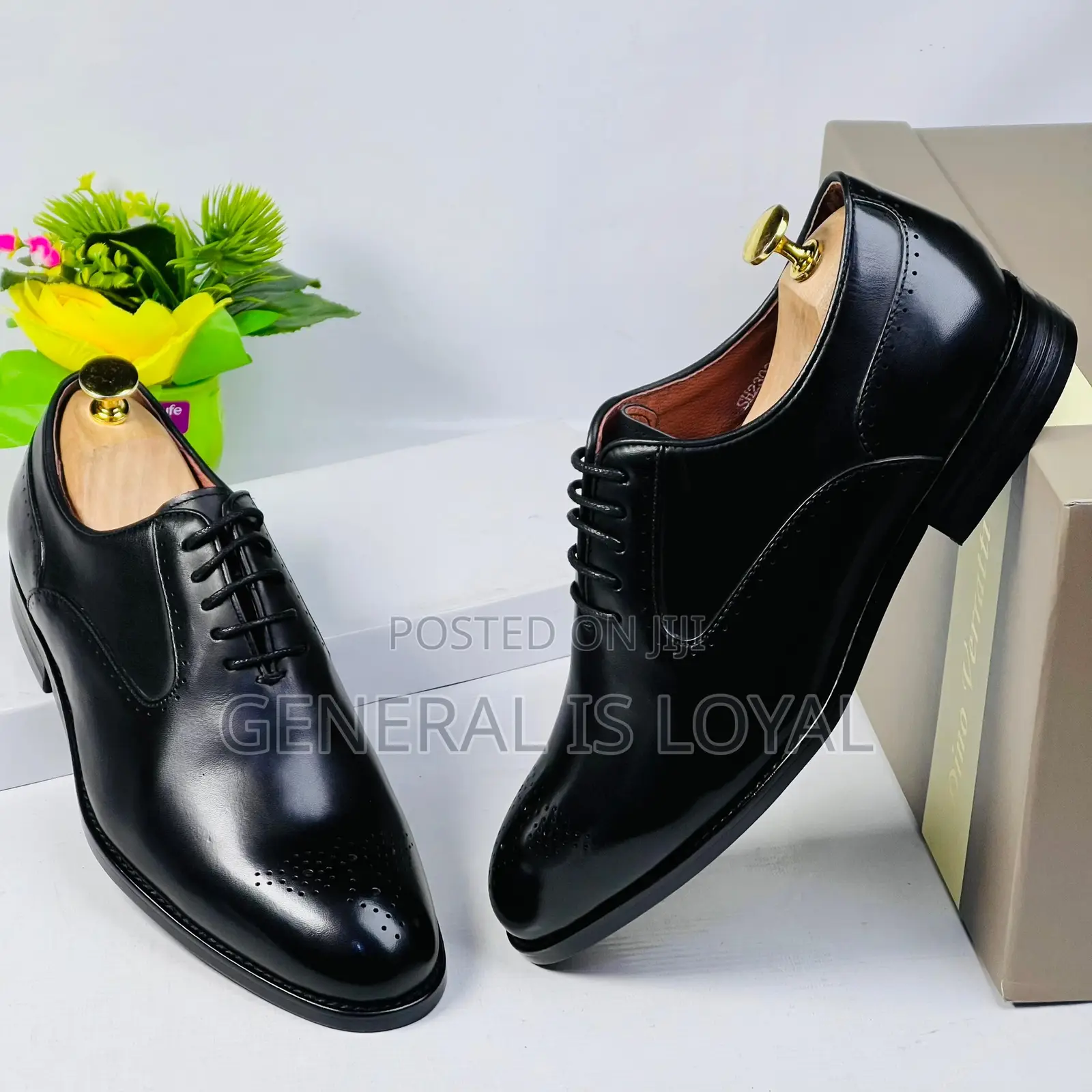J.M.Weston Men Leather Lace Shoe