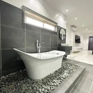 Furnished 4bdrm House in Hills, East Legon for sale