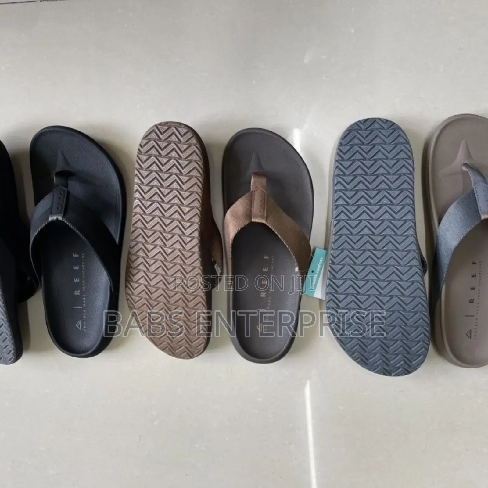 Reef Raglan Slippers Size 40 to 45
