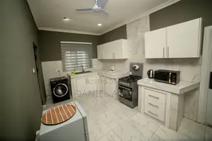 Furnished 2 or 3 BDRM Flat (Airbnb) in Accra for 1000ghc Per Night