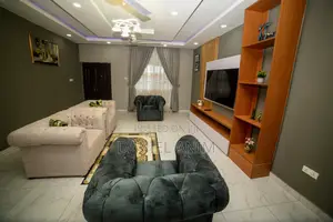 Furnished 2 or 3 BDRM Flat (Airbnb) in Accra for 1000ghc Per Night