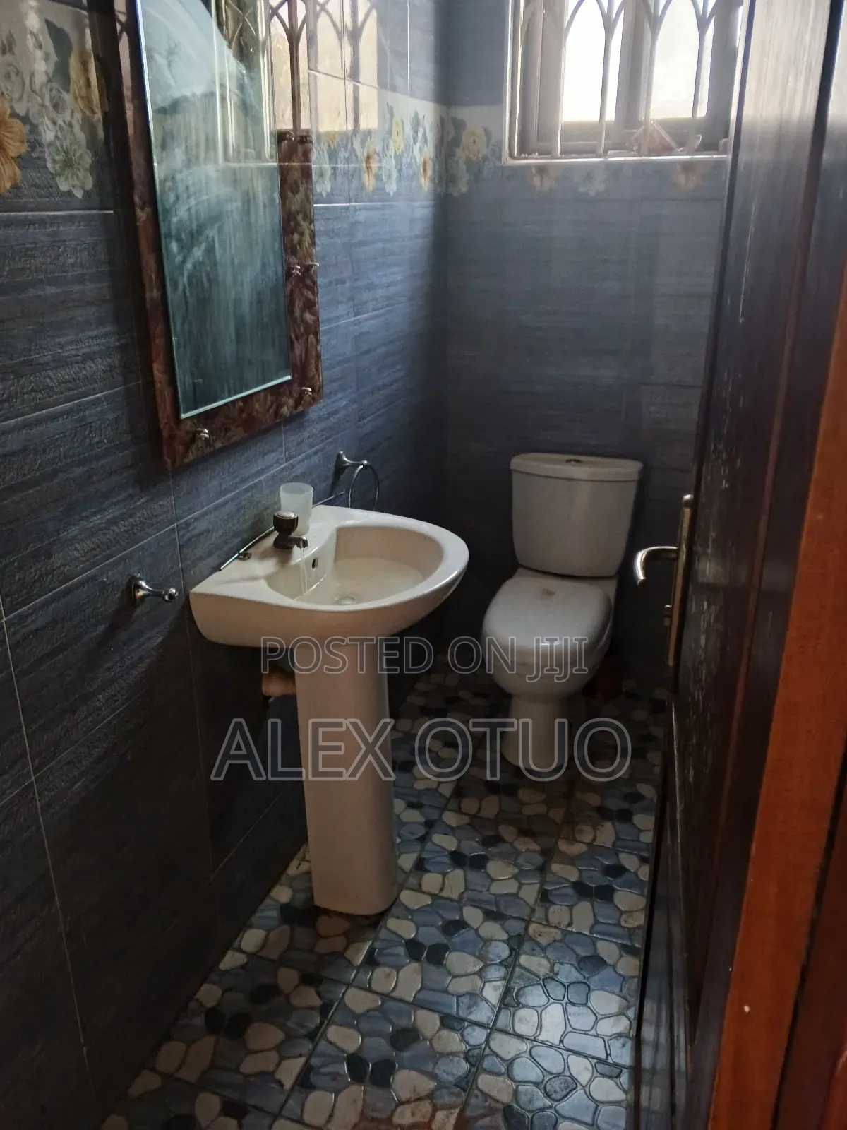 3bdrm Apartment in Alex Otuo Properties, Kumasi Metropolitan for rent