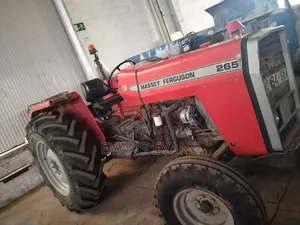 Massey Ferguson 265 Tractor