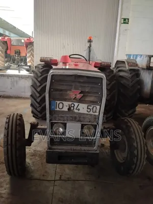 Massey Ferguson 265 Tractor