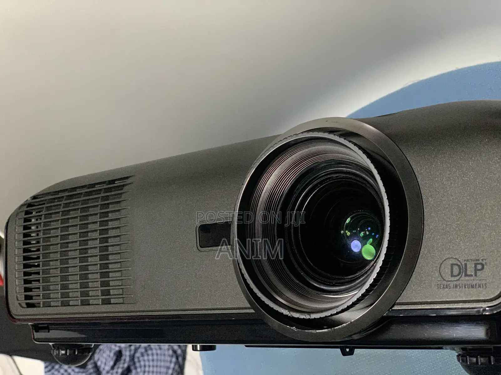 Optoma Ew766w Original Projector Lumen 4000 / Remote Uk Pre Owned
