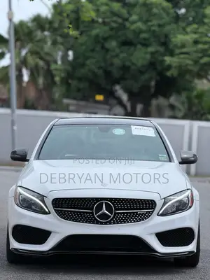 Mercedes-Benz C43 4Matic Sedan AWD (3.0L V6 9AM) 2017 White