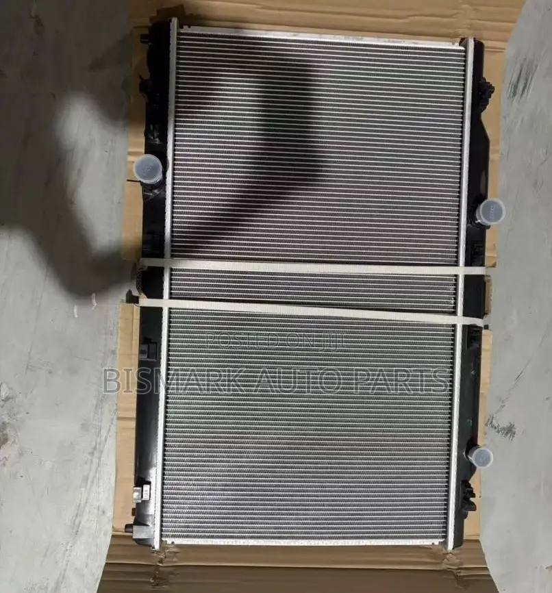 Honda Cr-v 2023-2024-2025 Hybrid Radiator Tank
