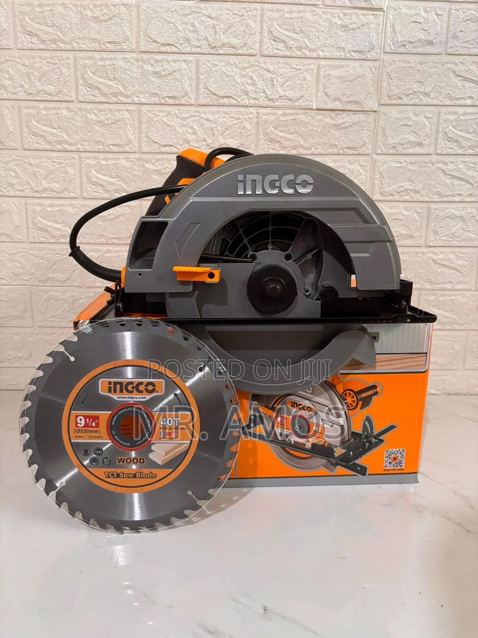2200 Watt Circular Saw With 1pcs 235mm Blade - Cs23522