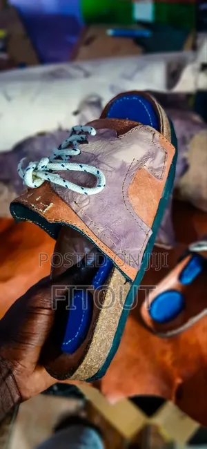 Fitout Leather Slippers