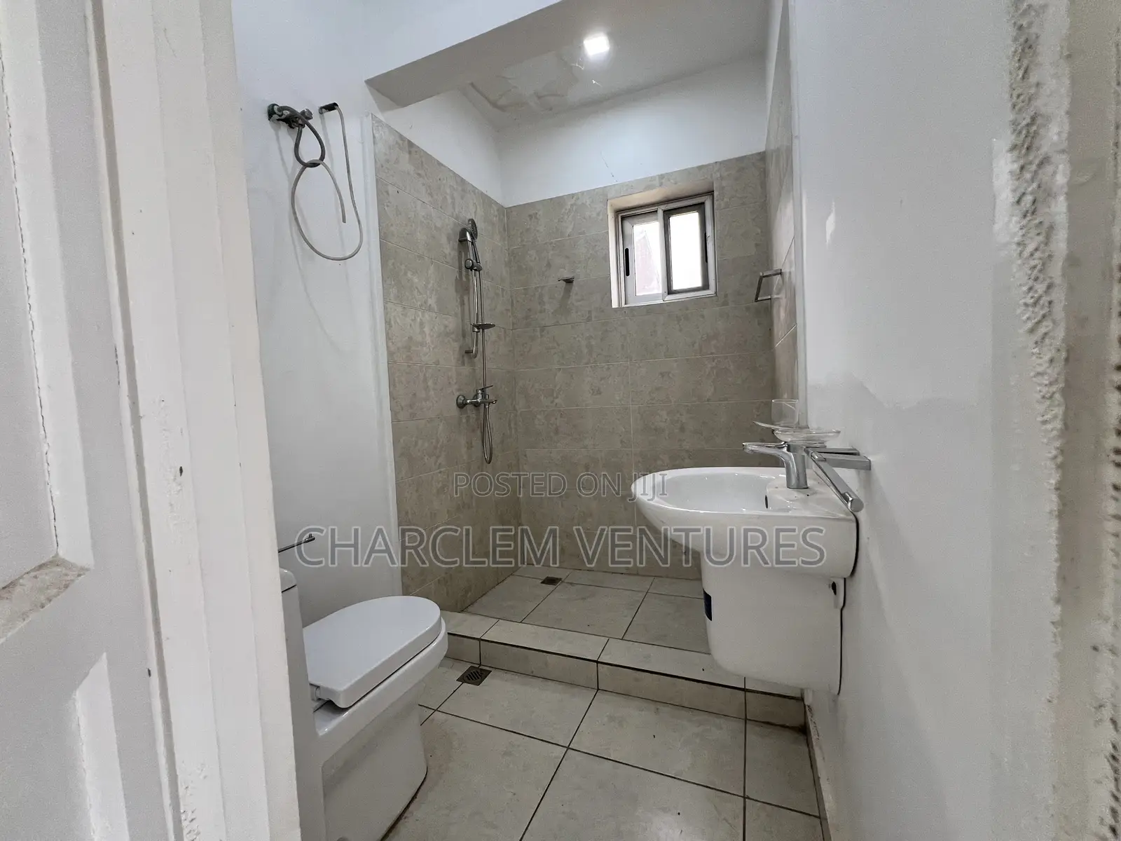 Commercial Property for Rent at East Legon