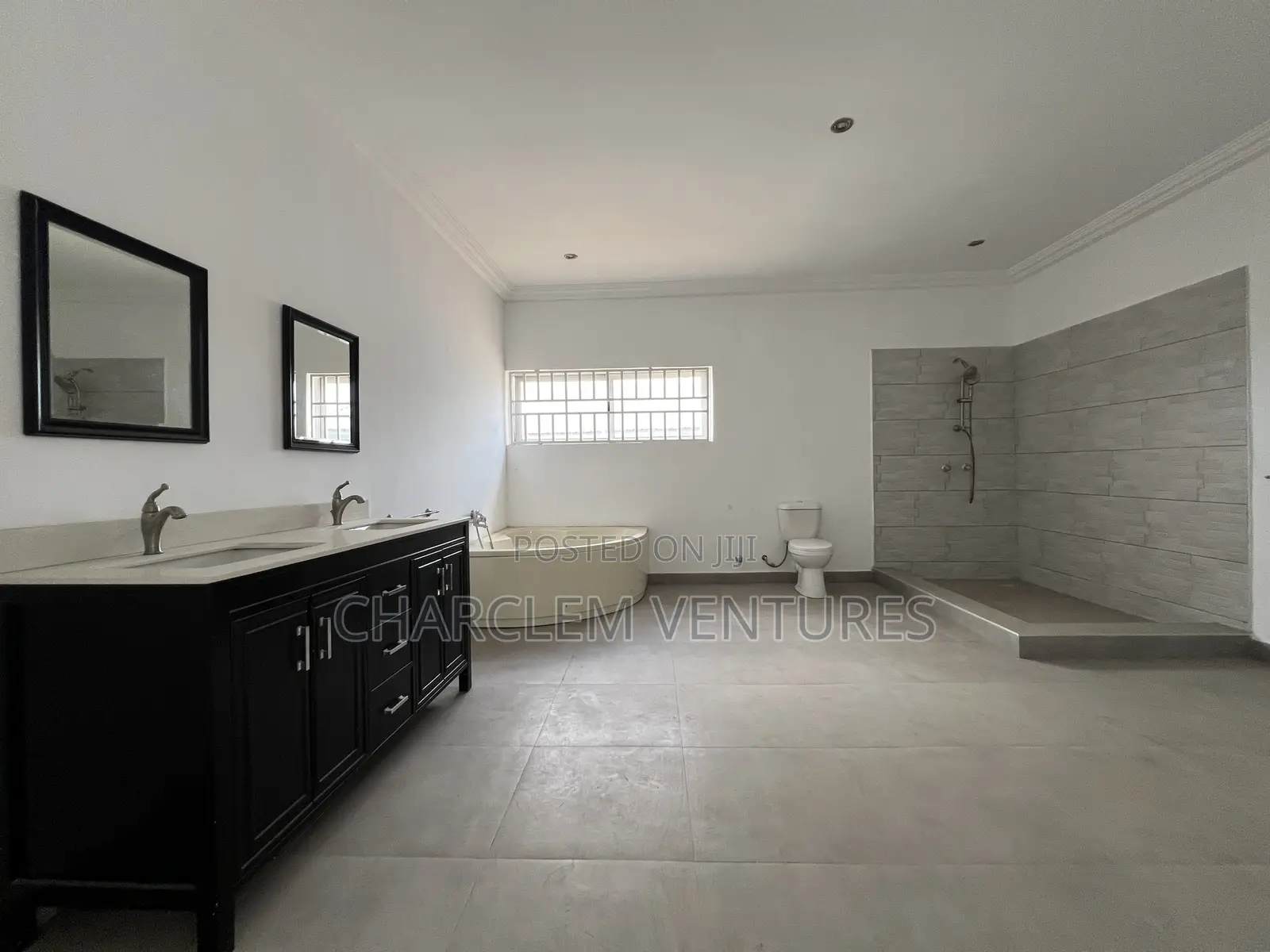 Commercial Property for Rent at East Legon