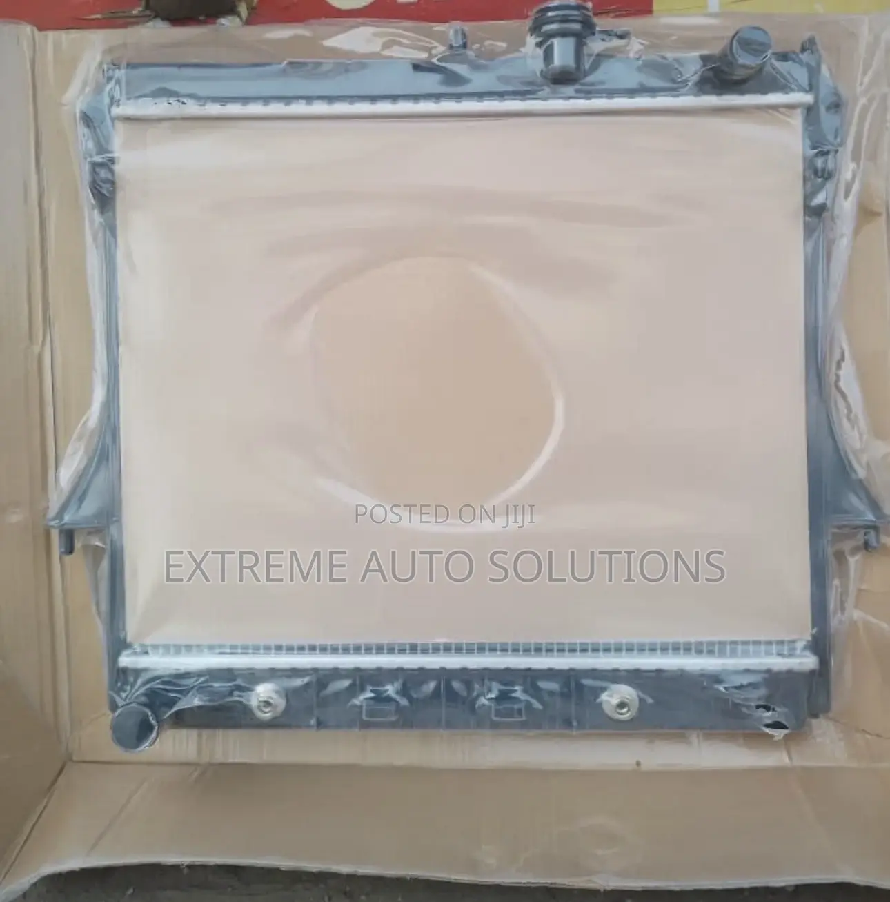 Hummer H3 2005 - 2010 Radiator