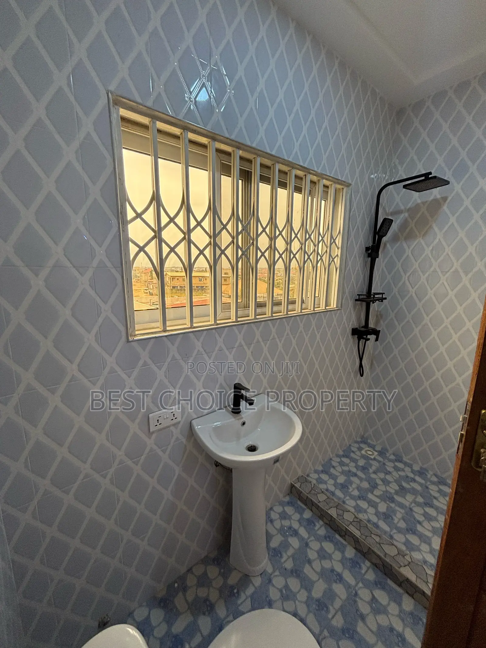 1bdrm Apartment in International School, New Legon for rent