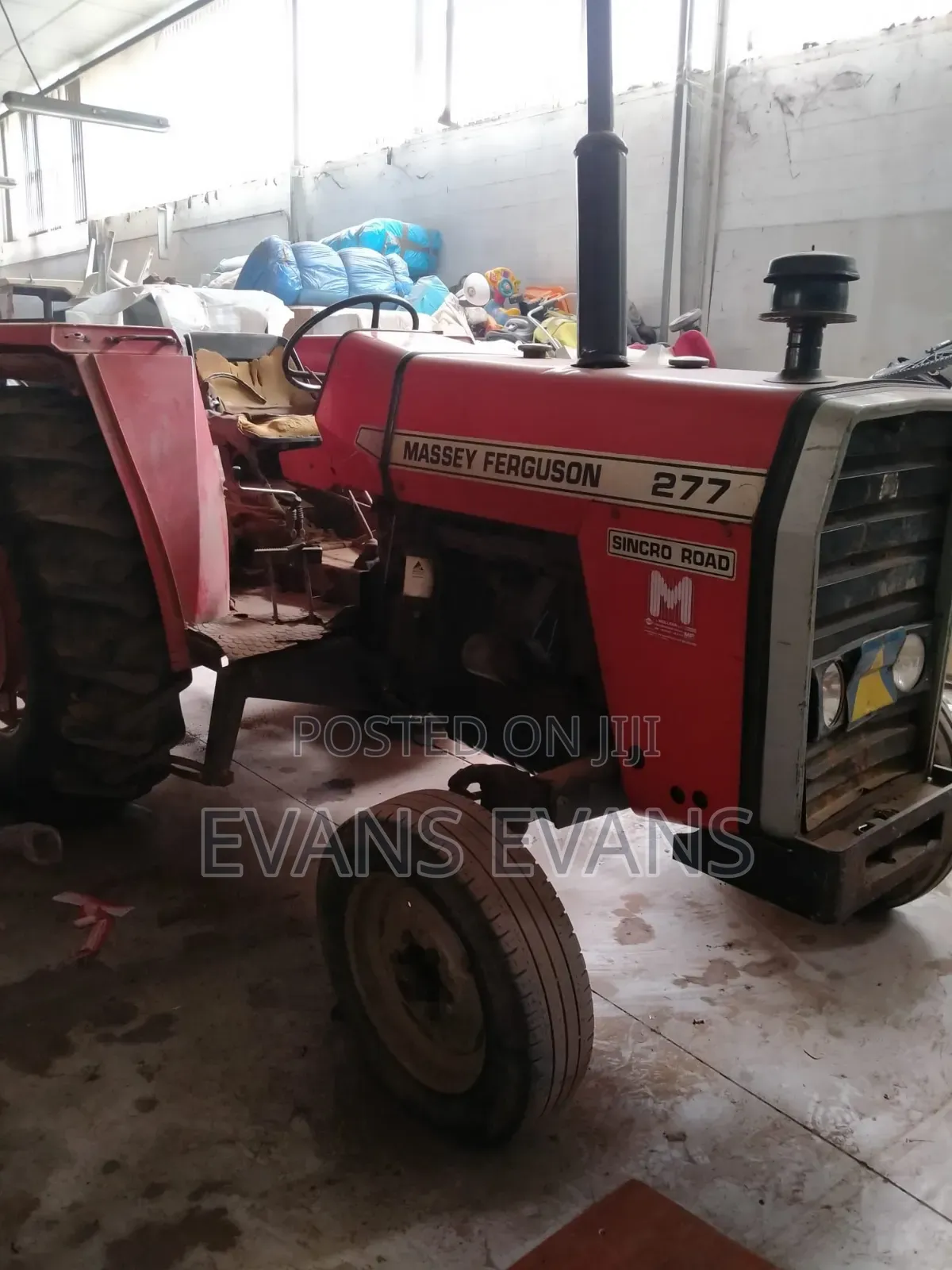 Massey Ferguson 277 Tractor