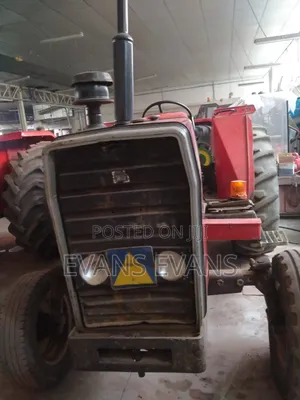 Massey Ferguson 277 Tractor