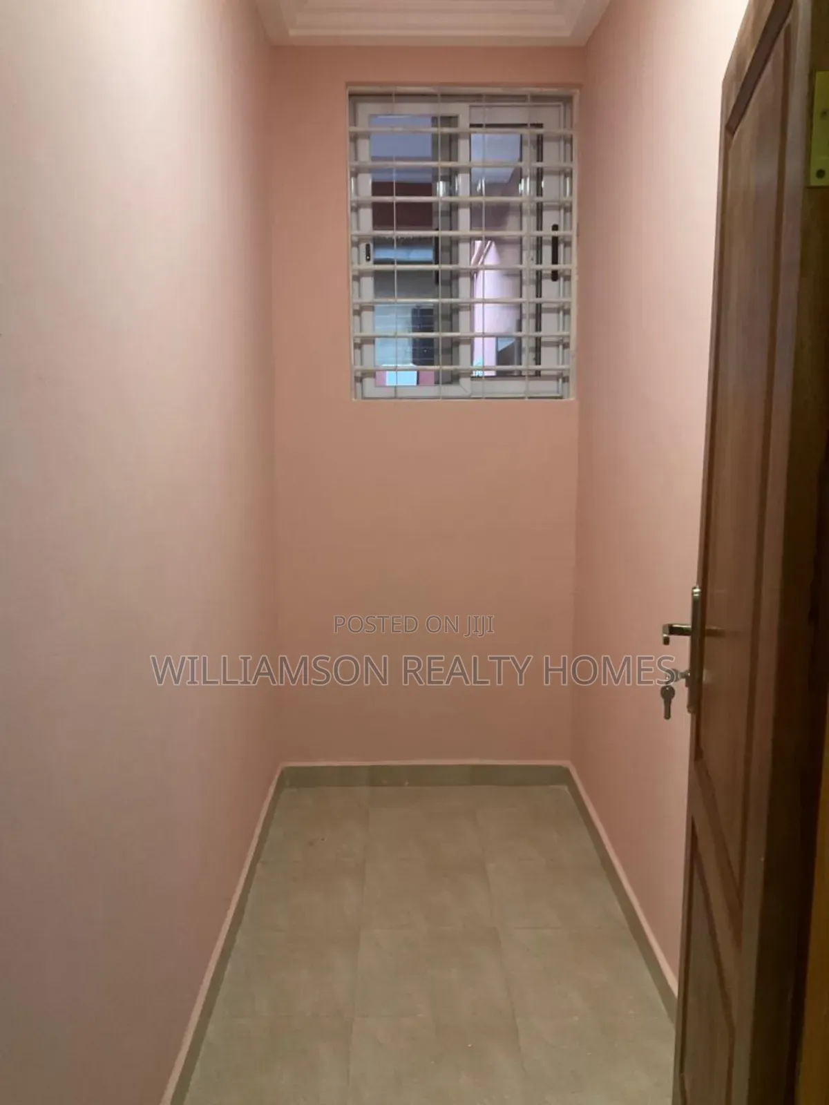 4bdrm House in Oyarifa Teiman, for sale