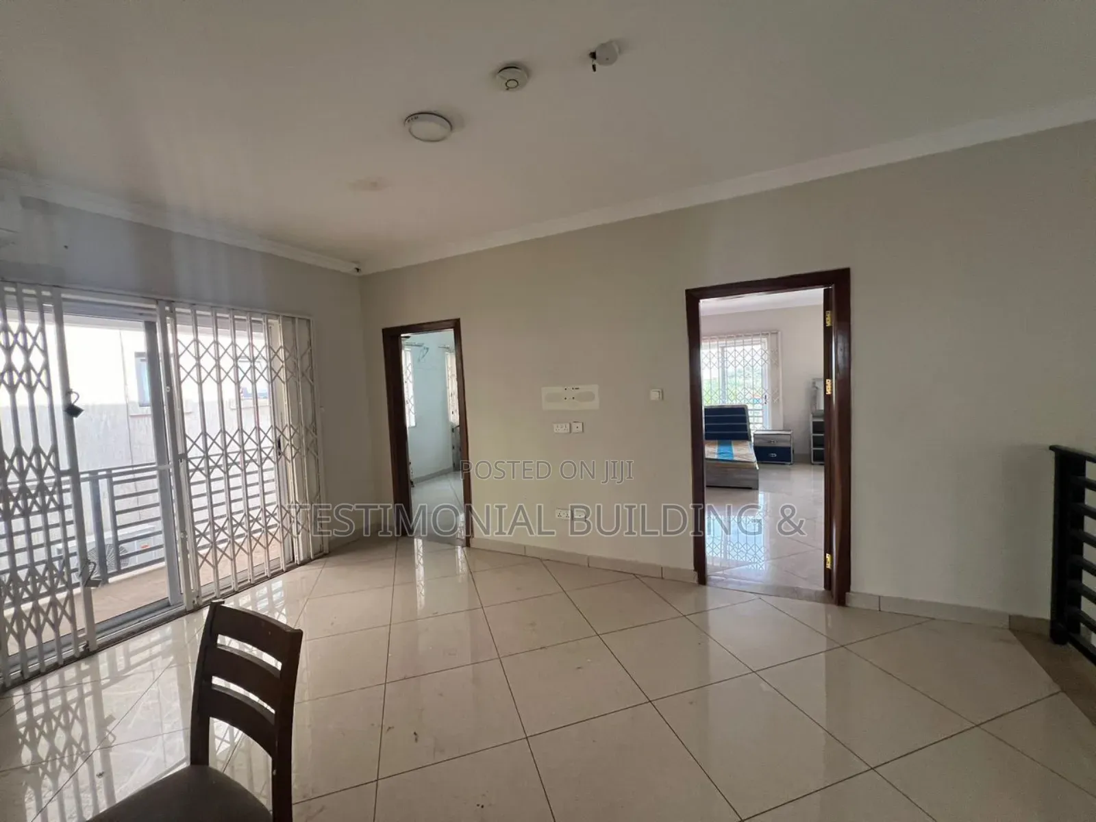 4bdrm House in Testimonial Building, Sakumono for sale
