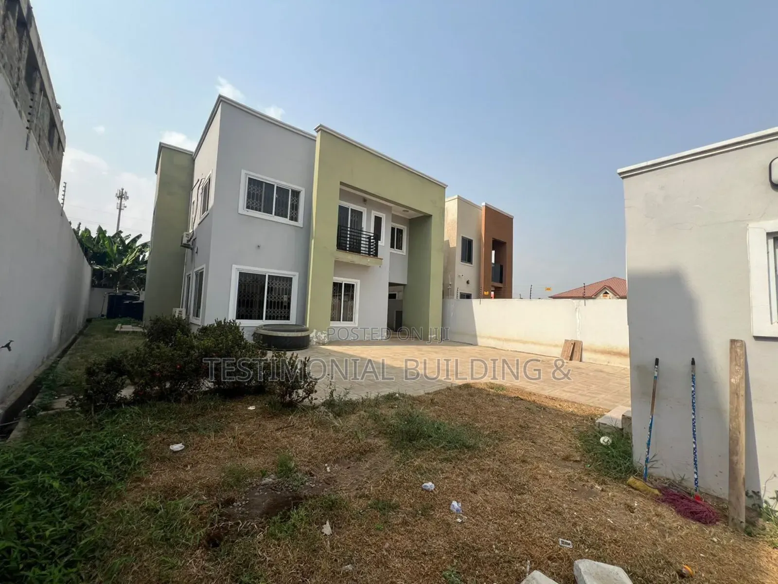 4bdrm House in Testimonial Building, Sakumono for sale