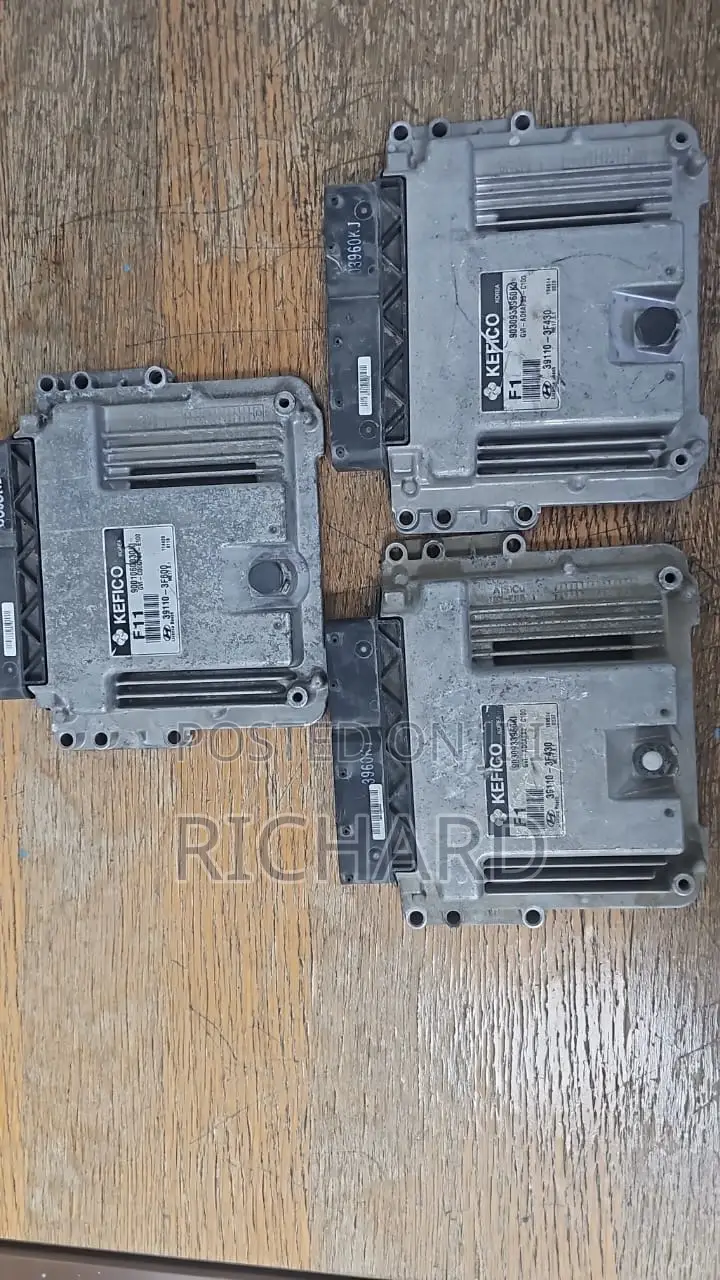 2012 Hyundai Genesis Control Boards