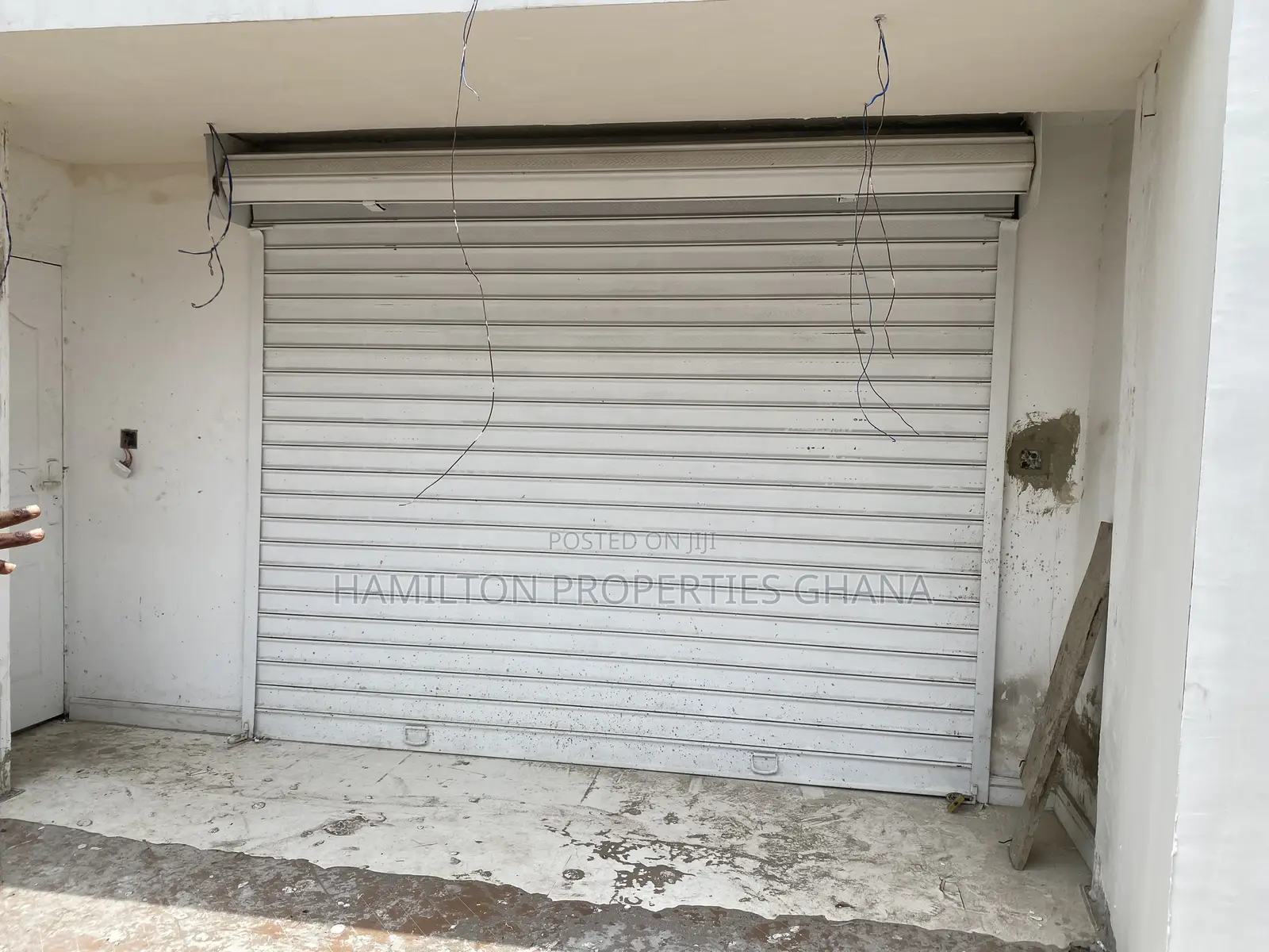Office Unit With Washroom in Main East Legon