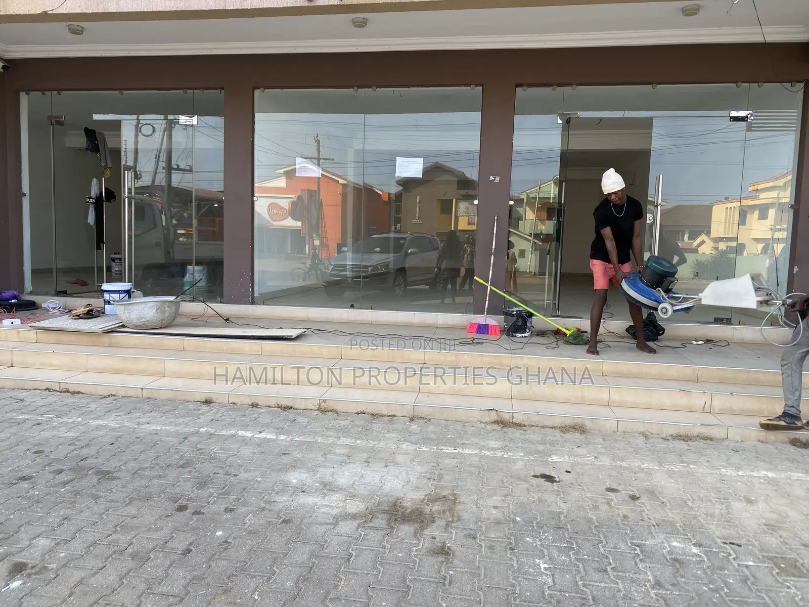 Double Shop for Rent East Legon