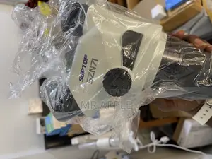 Microscope