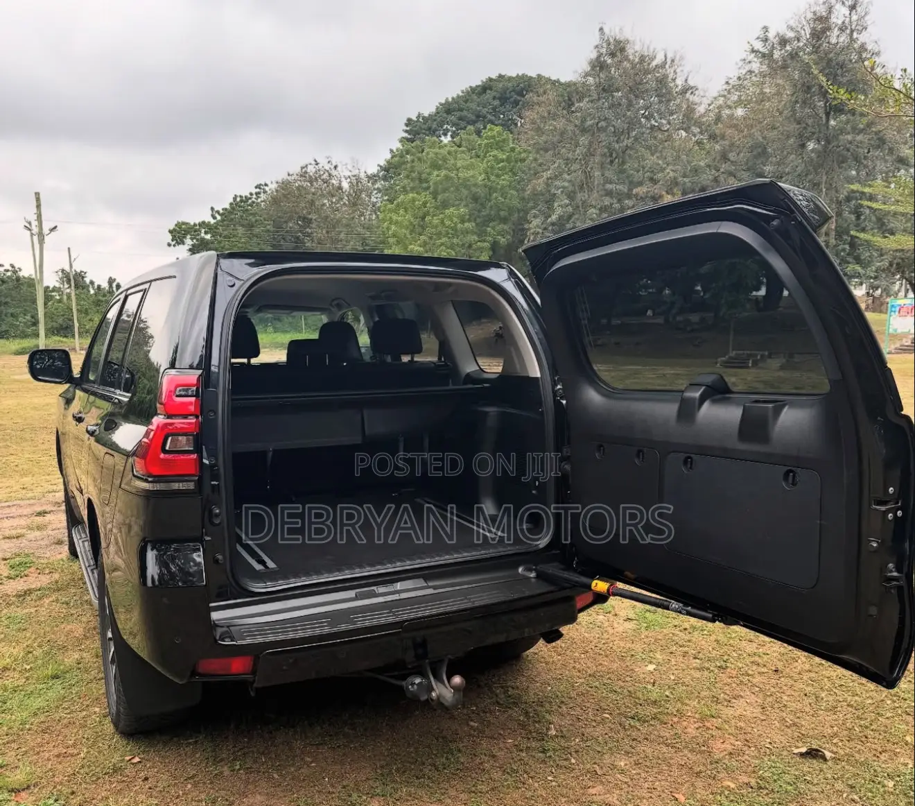 Toyota Land Cruiser Prado 2.8 2022 Black