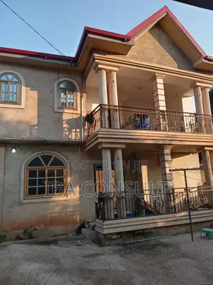 8bdrm Apartment in Kwabenya, Accra Metropolitan for sale
