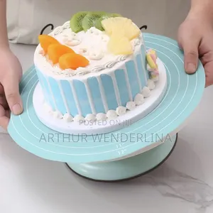 Tilting Icing Turntable