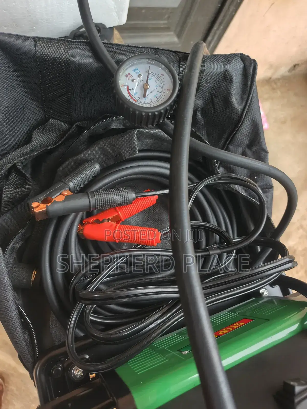 Top Go Heavy Duty Dual Piston Tire Inflator