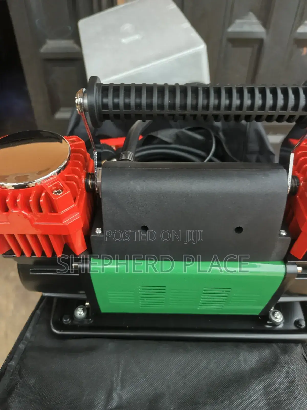Top Go Heavy Duty Dual Piston Tire Inflator