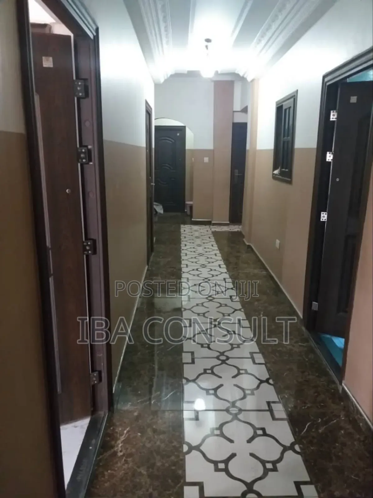 8bdrm Apartment in Kwabenya, Accra Metropolitan for sale