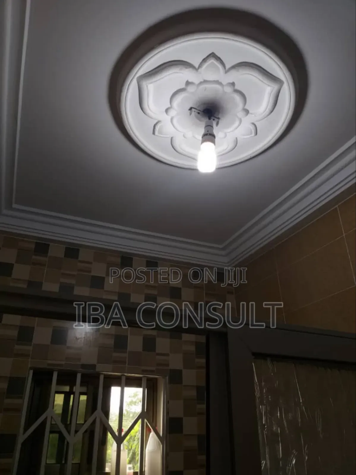 8bdrm Apartment in Kwabenya, Accra Metropolitan for sale