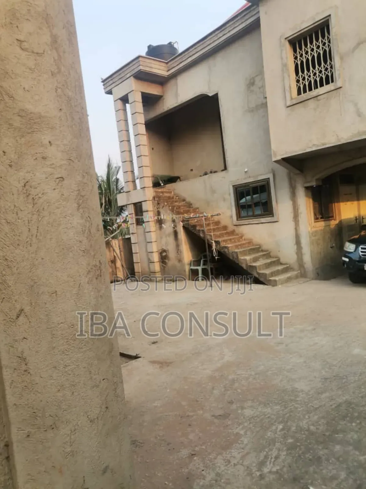 8bdrm Apartment in Kwabenya, Accra Metropolitan for sale
