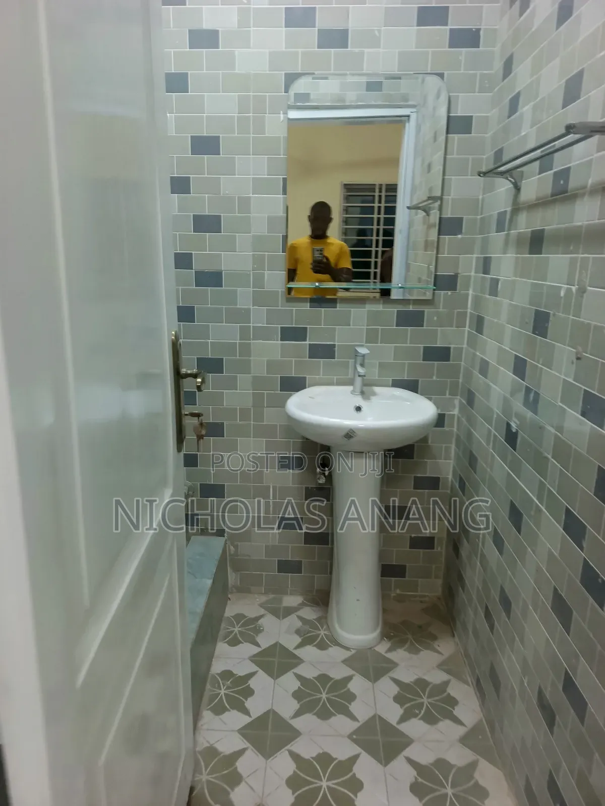 2bdrm Apartment in Dorns Properties, Tseaddo for rent