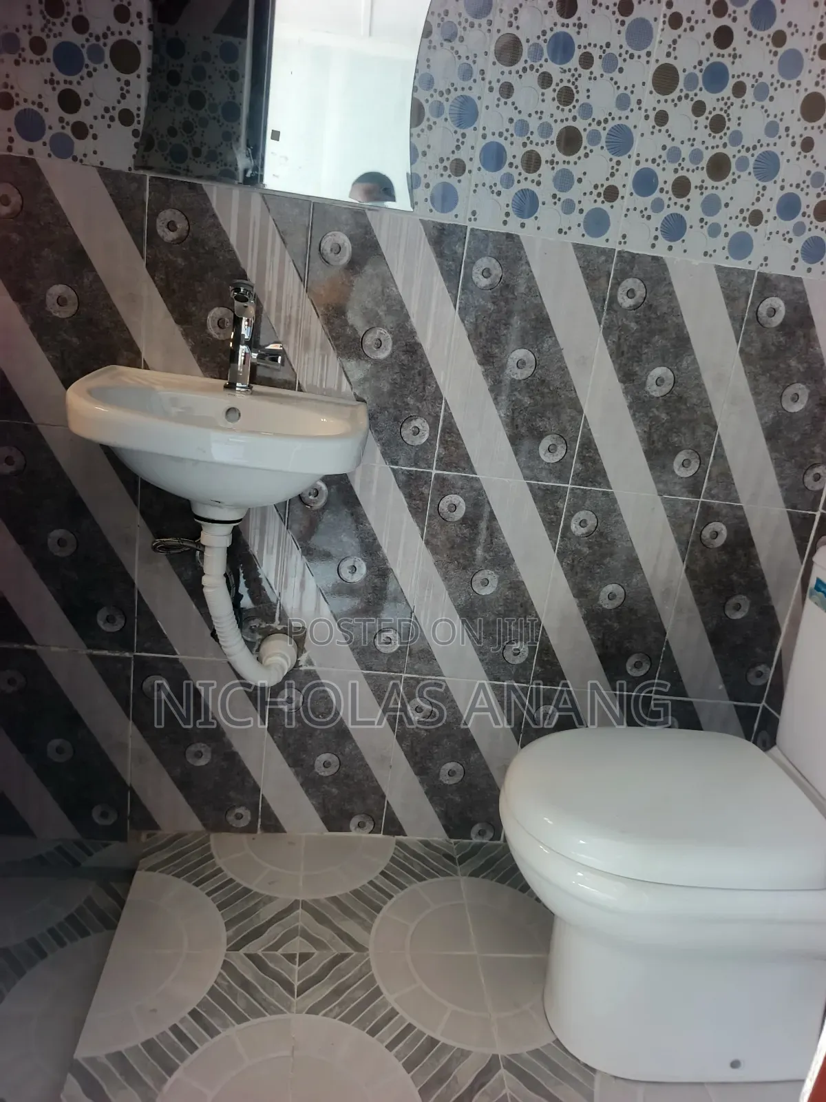 1bdrm Apartment in The Dorns Properties, New Town for rent