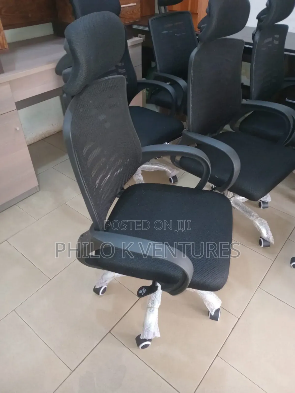 Full Picture of Workstation Chair Is Available Here