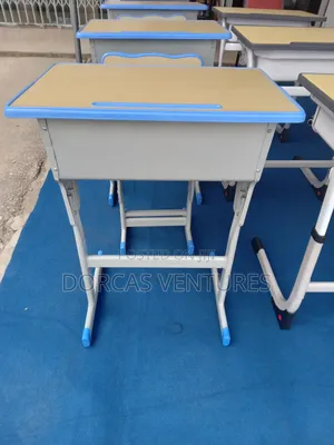 Melis School Desk