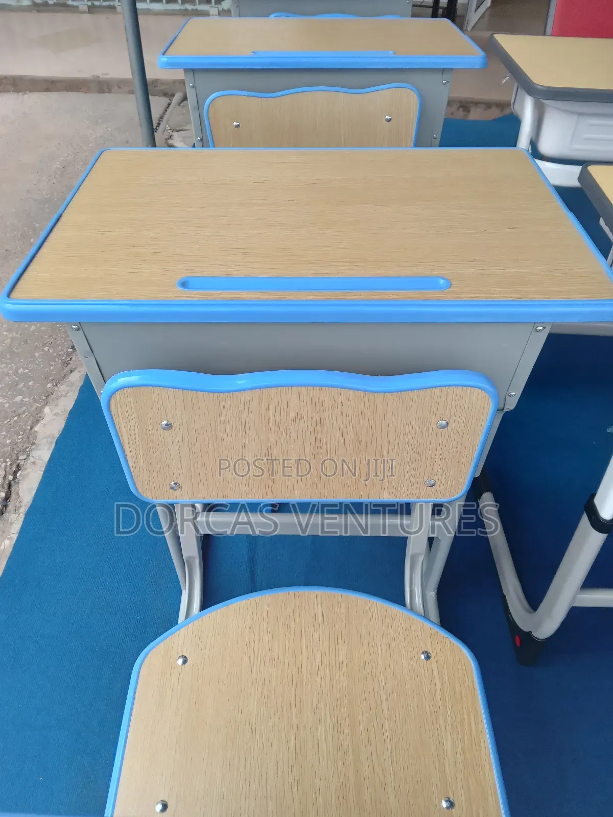 Ansia Study Desk