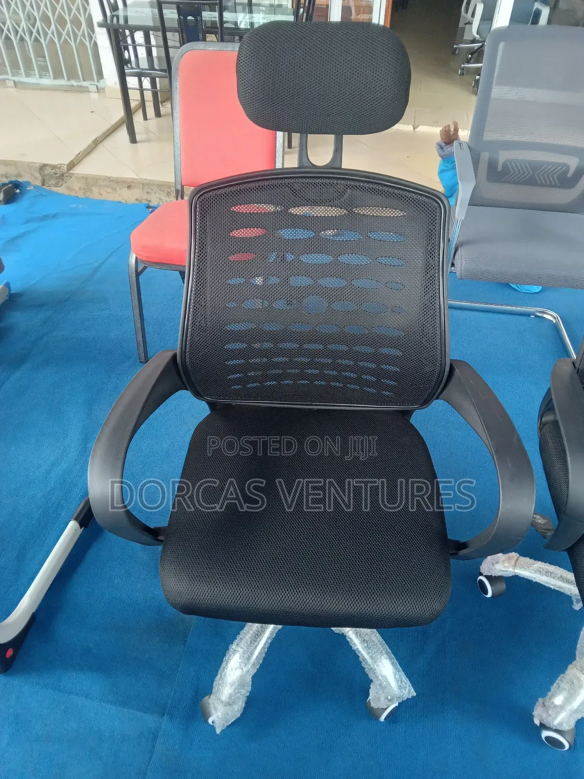 Piees Office Chair