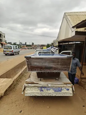 Transport Your Items With Our Service Car
