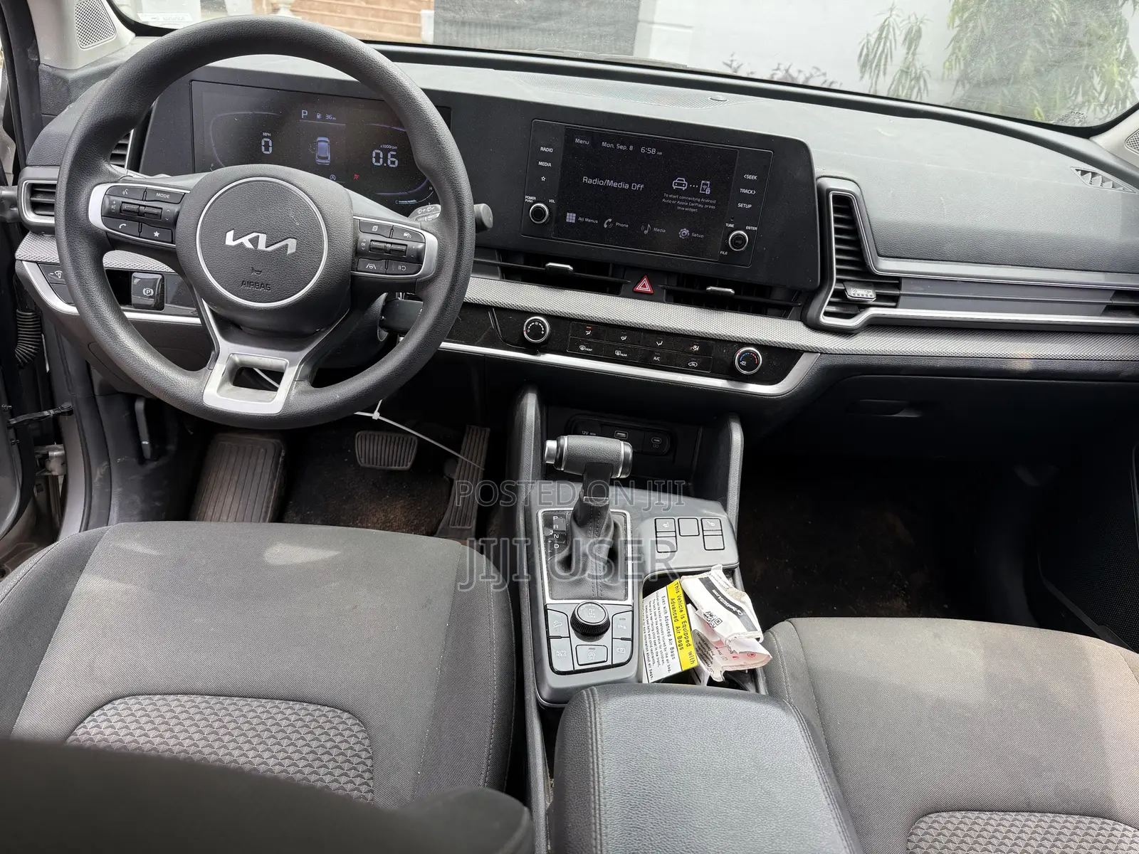 Kia Sportage LX 2023 Gray