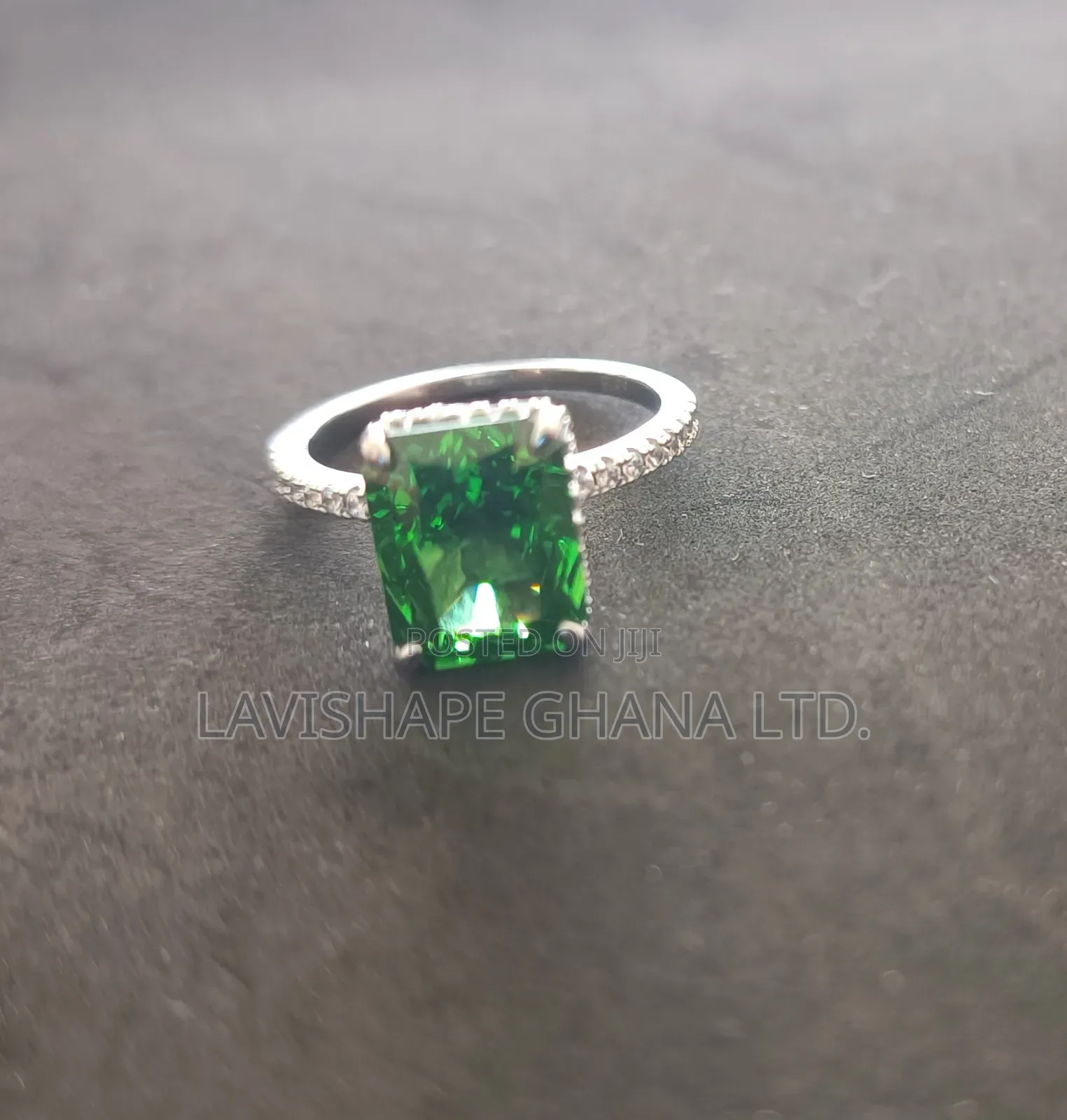 Ring Silver 925 With Big Green Zircon