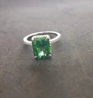 Ring Silver 925 With Big Green Zircon