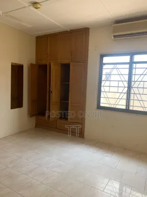5bdrm House in Teshie Grada Estate for rent