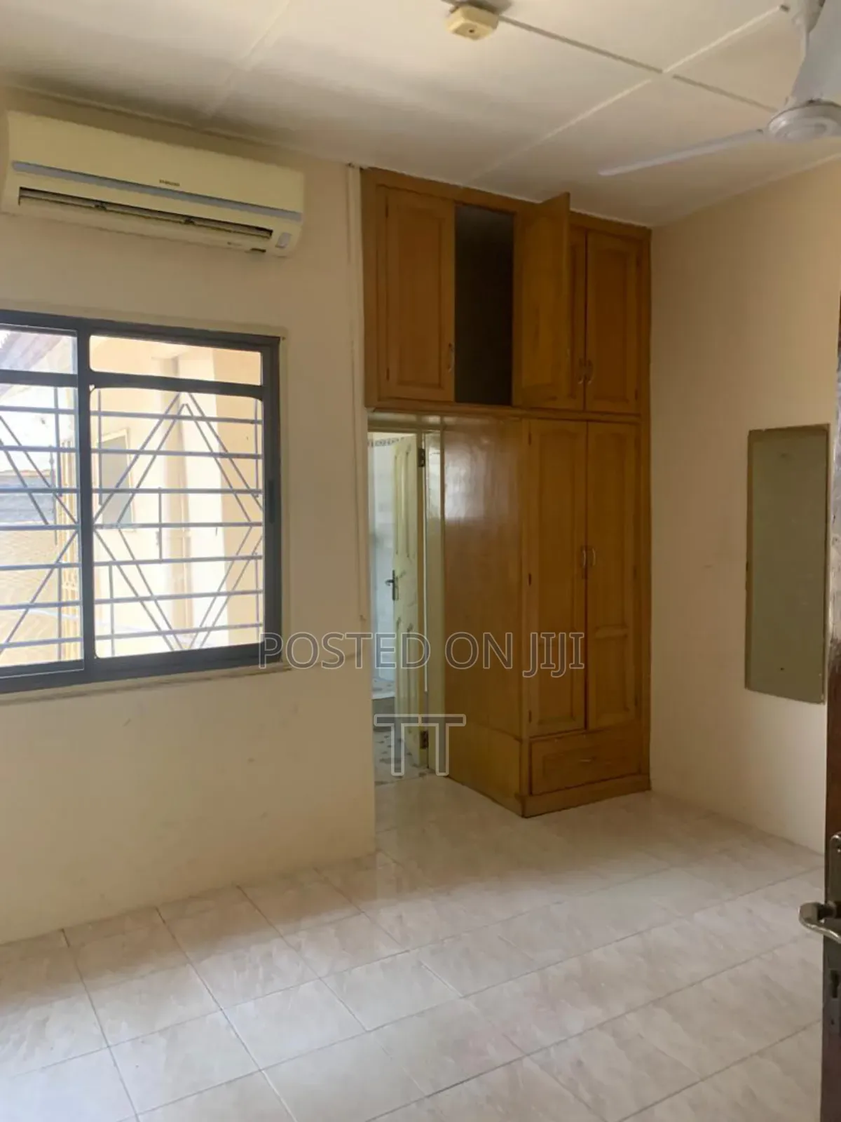 5bdrm House in Teshie Grada Estate for rent
