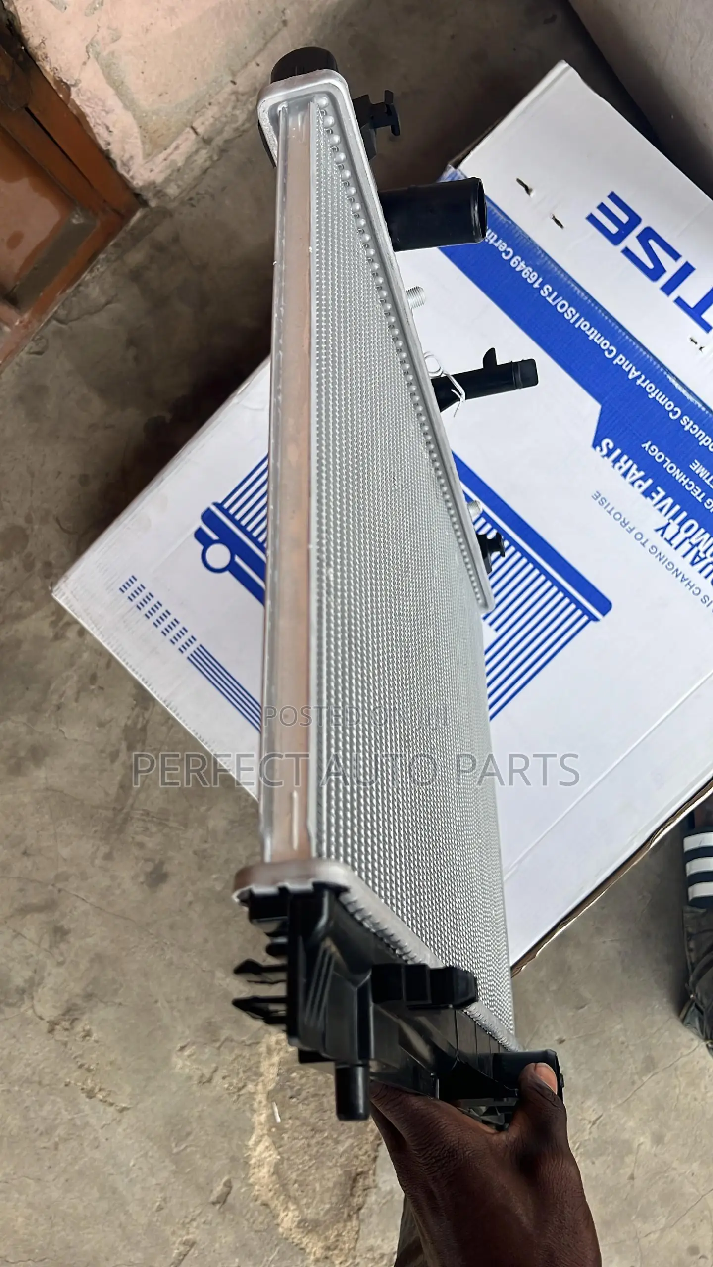 Toyota Yaris Radiator/ Water Tank